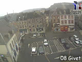 Aperçu de la webcam ID1036 : Givet - Place Carnot depuis la Mairie - via france-webcams.fr