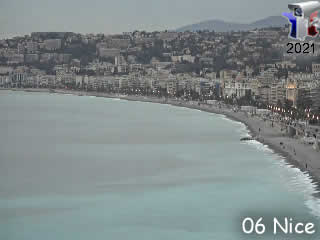 Webcam de la plage de Nice, la capitale de la Côte d'Azur en direct - via france-webcams.fr